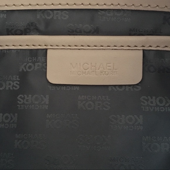Michael Kors Handbag - Picture 3 of 3